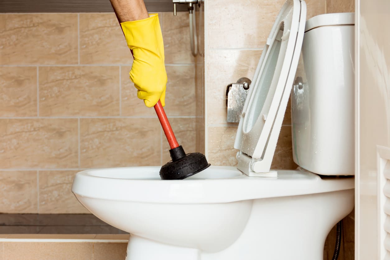 Toilet problems left become bigger issues knoxville tn Toilet problems left become bigger issues knoxville tn